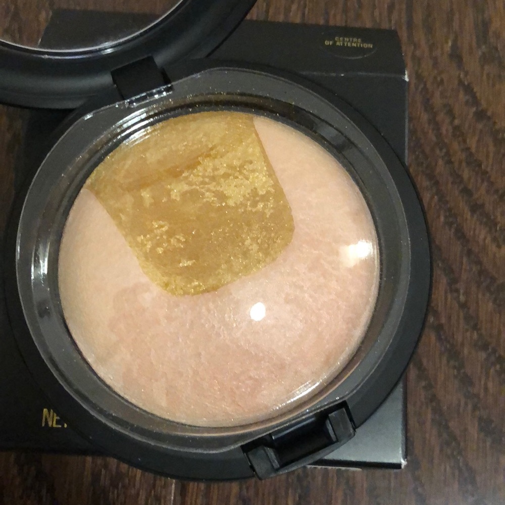 MAC skin finish - Picture 2 of 6